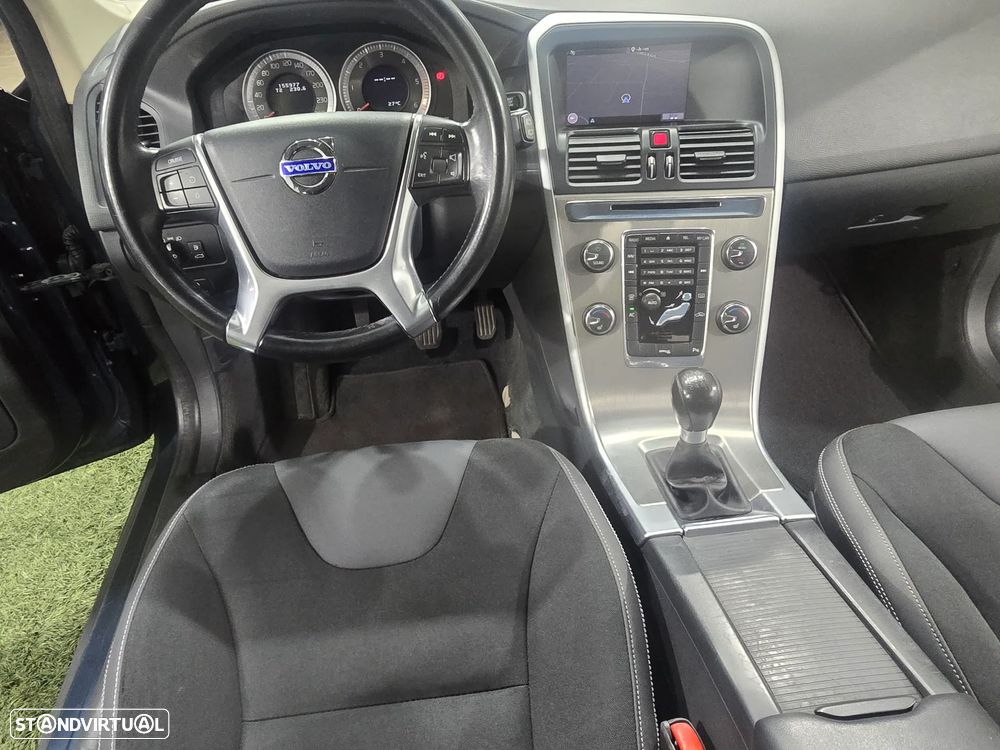 Volvo XC 60 2.0 D3 Drive Momentum Start/Stop - 12