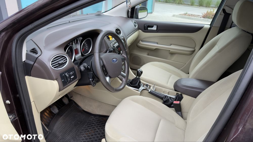 Ford Focus - 6
