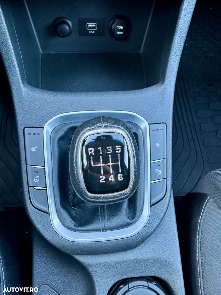 Hyundai i30 1.5 110CP 5DR M/T Highway - 19