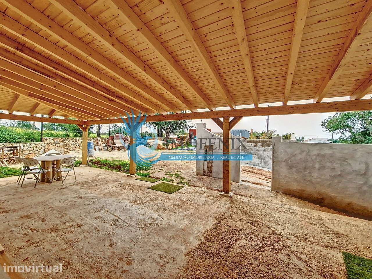 CASA DE CAMPO EM FASE FINAL DE RENOVAÇÃO, MUITO CHARMOSA E A 10 MINUTO - Grande imagem: 5/30