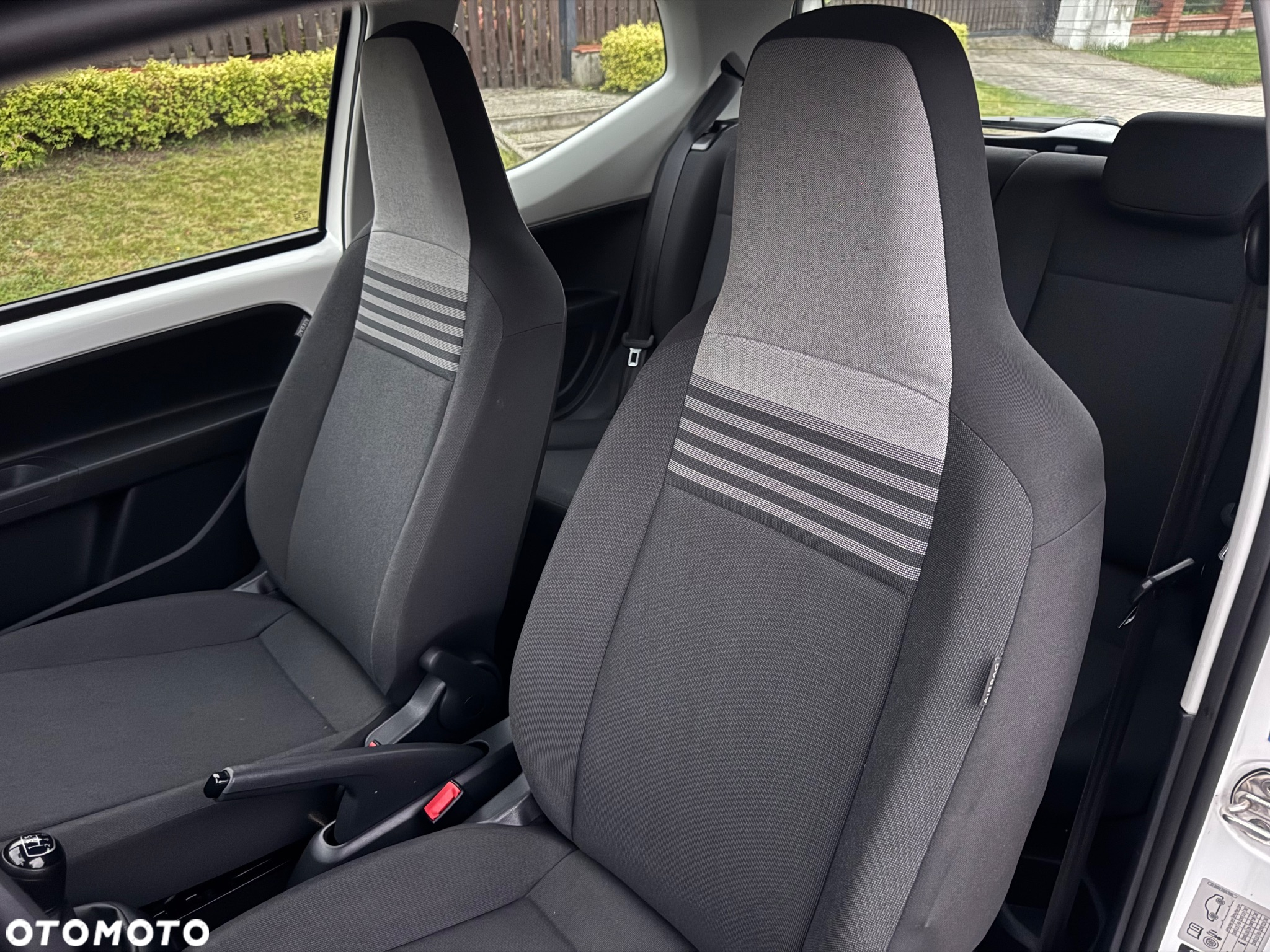 Volkswagen up! 1.0 move - 29