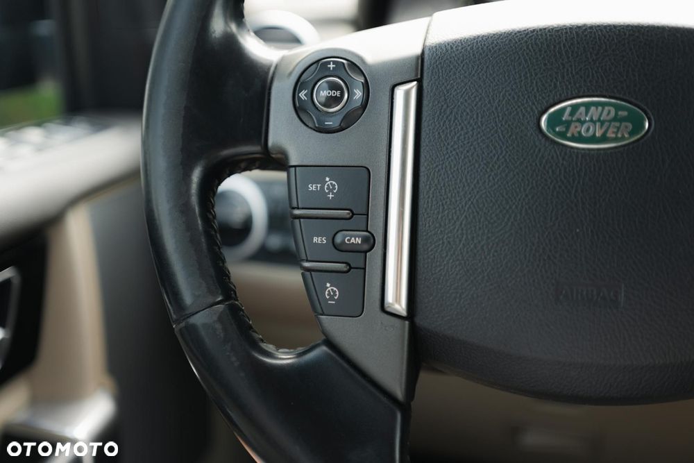 Land Rover Discovery - 24