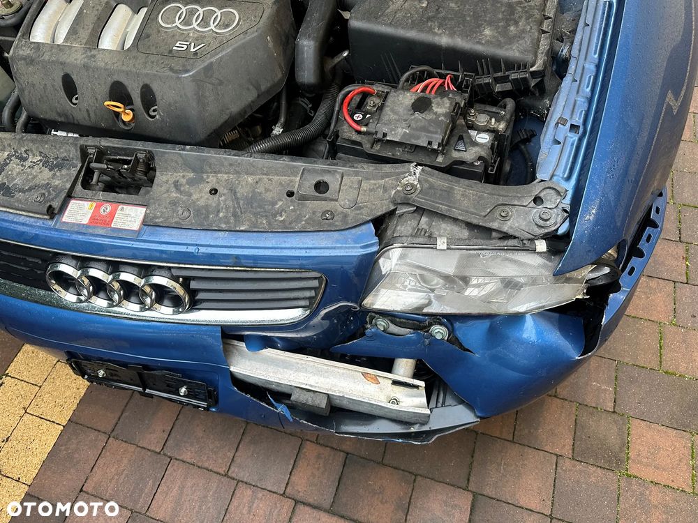 Audi A3 3-drzwiowe 1.8 Attraction - 5