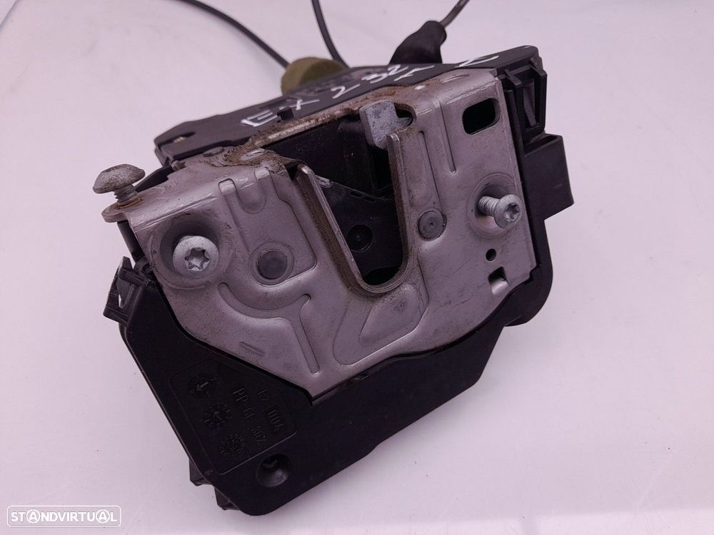 Fechadura / fecho porta frente direito MERCEDES-BENZ Classe E Carrinha (S211) - 1