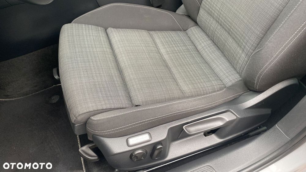 Volkswagen Passat 2.0 TDI EVO Business DSG - 16