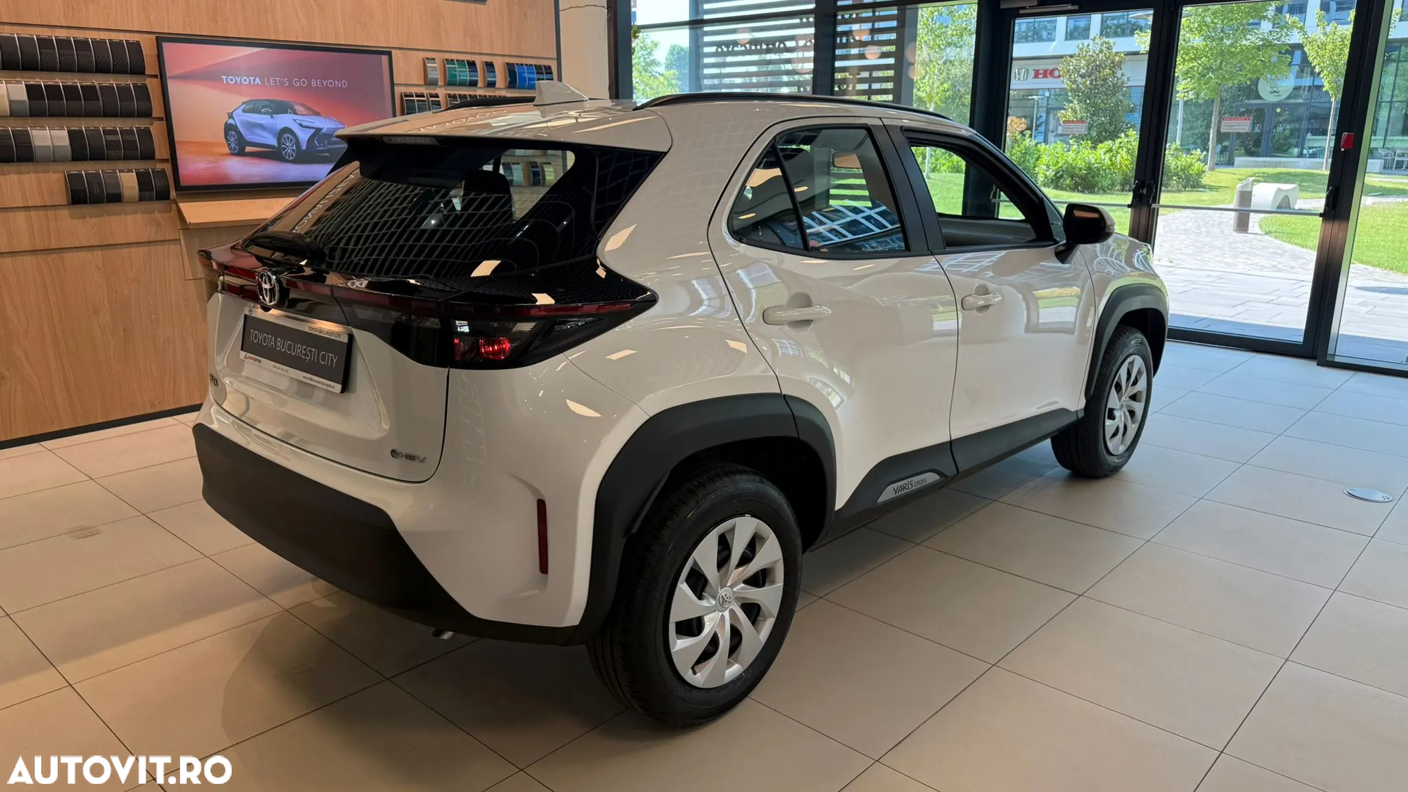 Toyota Yaris Cross 1.5 VVT-i HSD 4x2 Active - 15