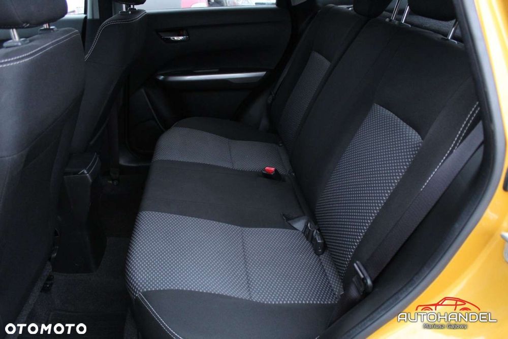 Suzuki Vitara - 22
