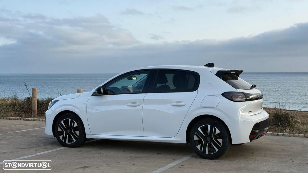Peugeot 208 - 2