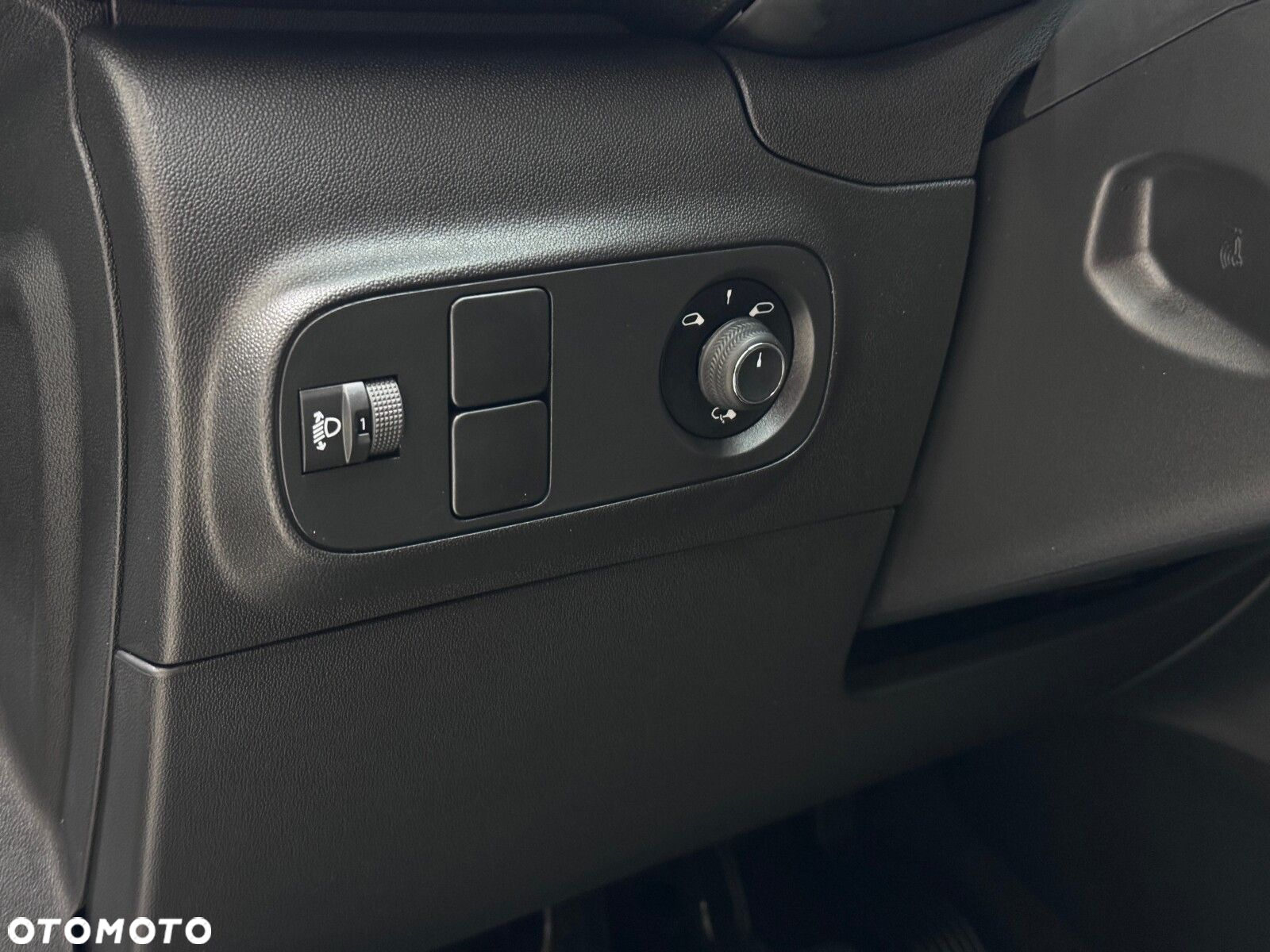 Citroën C3 1.2 PureTech Shine - 21