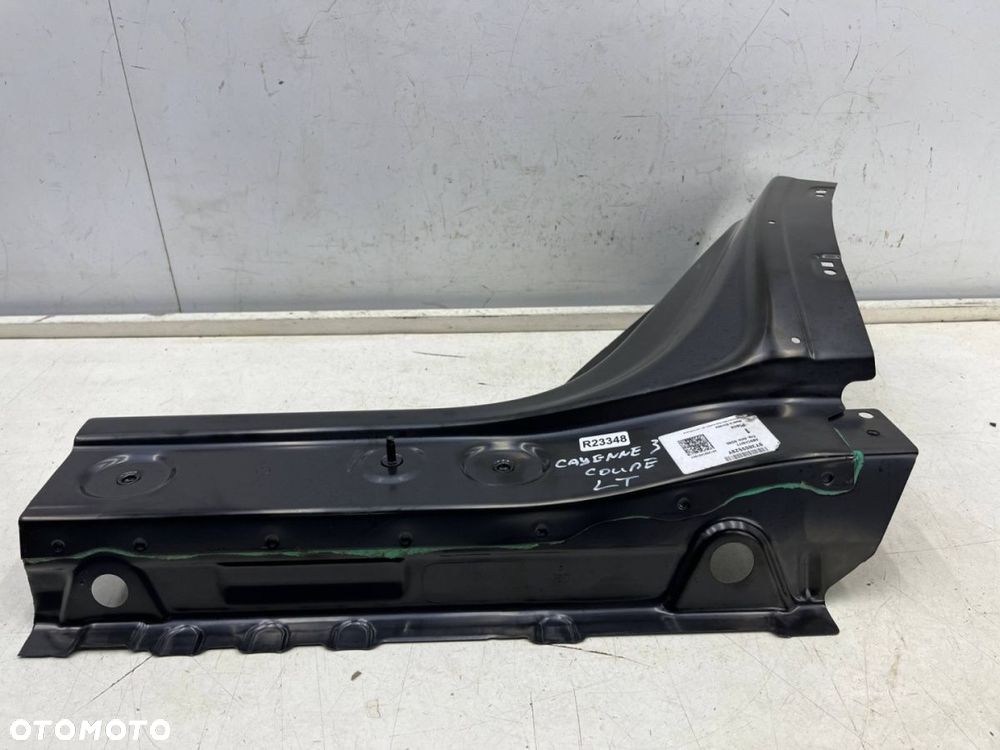 Poszycie Porsche Cayenne 9y3 COUPE 19r.- lewy tylny próg poszycie dół błotnika fragment progu NOWE - 3