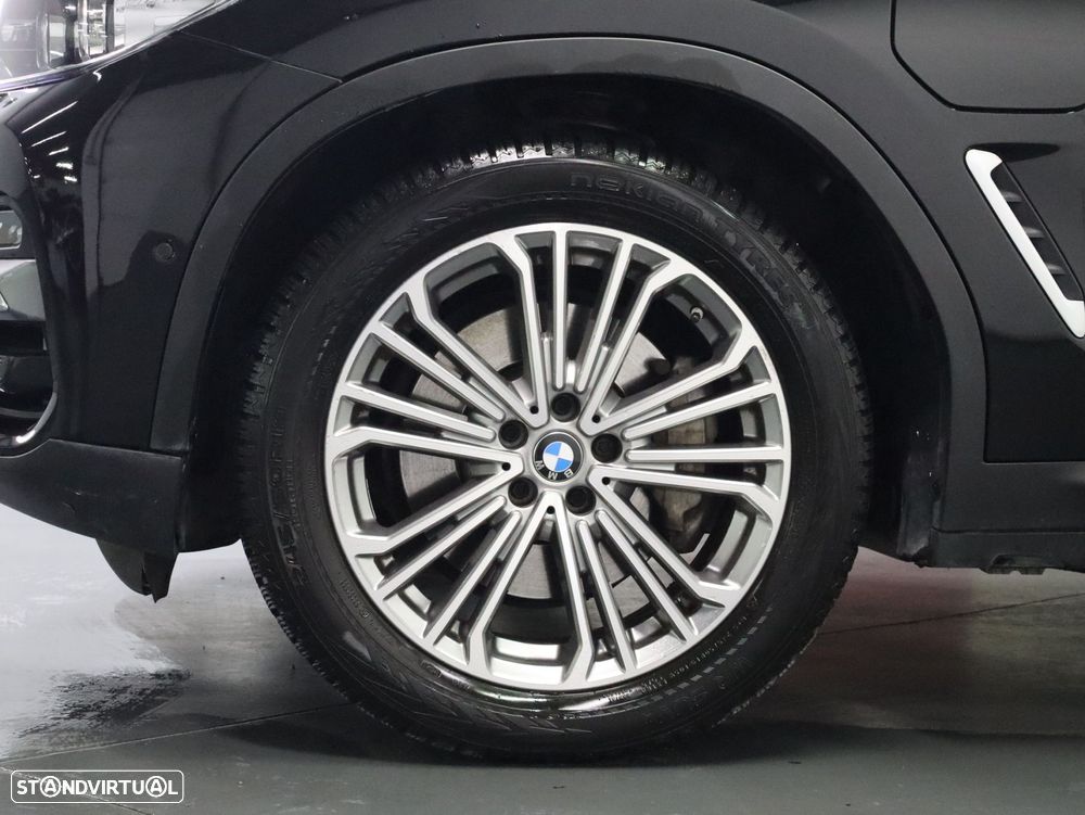 BMW X3 30 e xDrive Line Luxury - 28