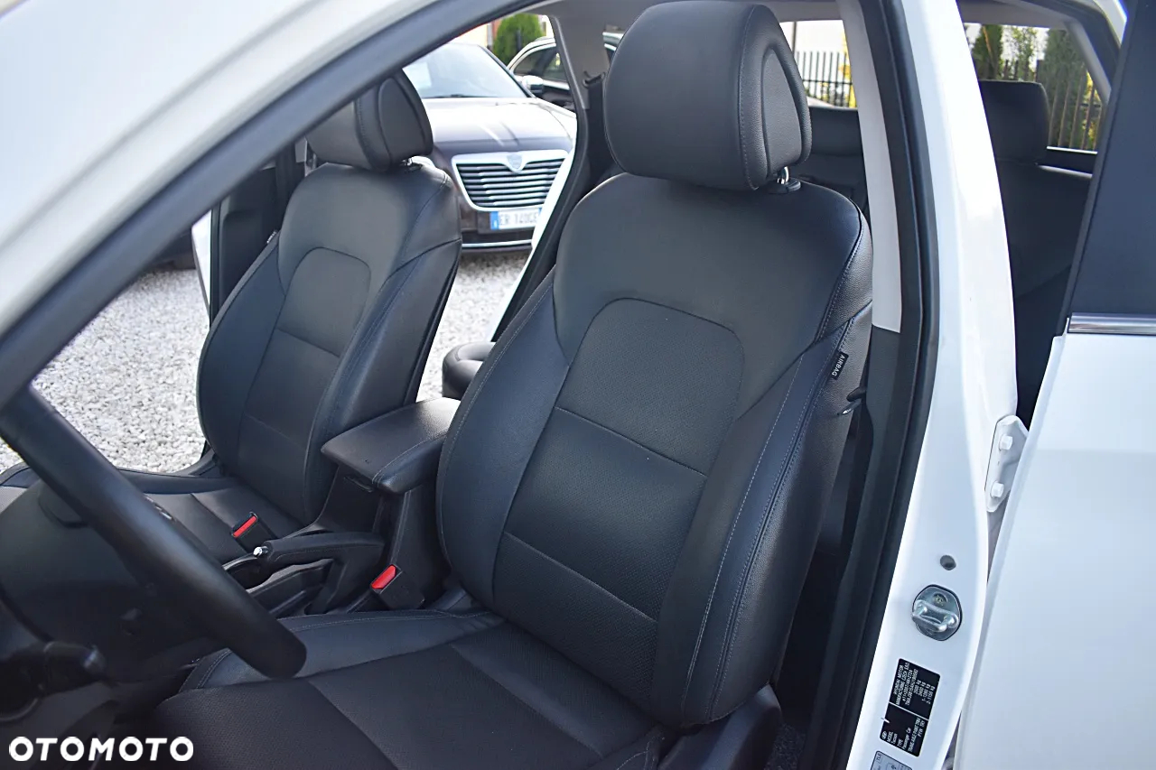 Hyundai Tucson 1.7 CRDI BlueDrive Style 2WD - 19