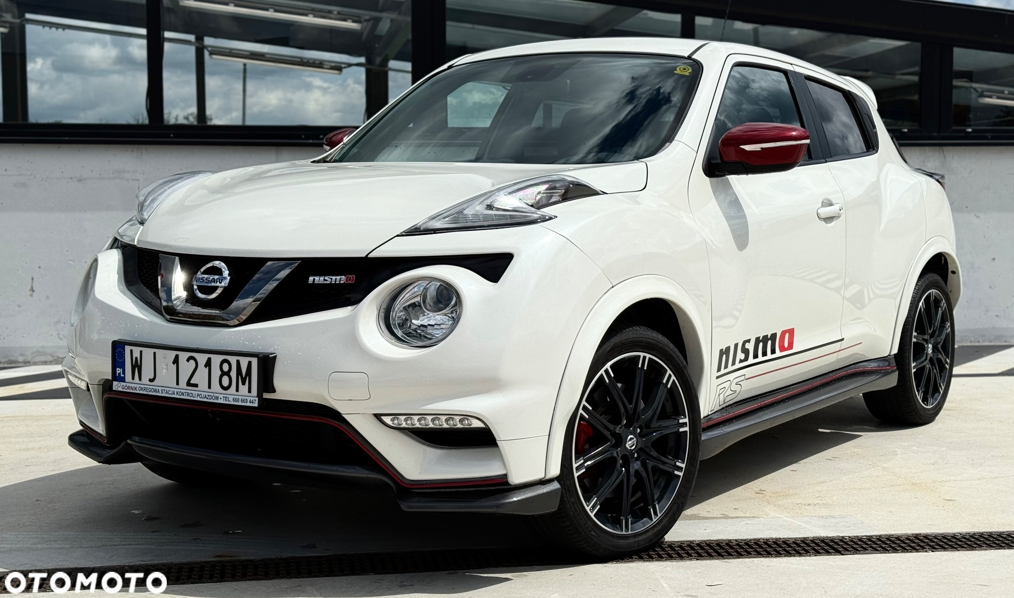 Nissan Juke 1.6 DIG-T Nismo RS 4WD Xtronic EU6 - 9