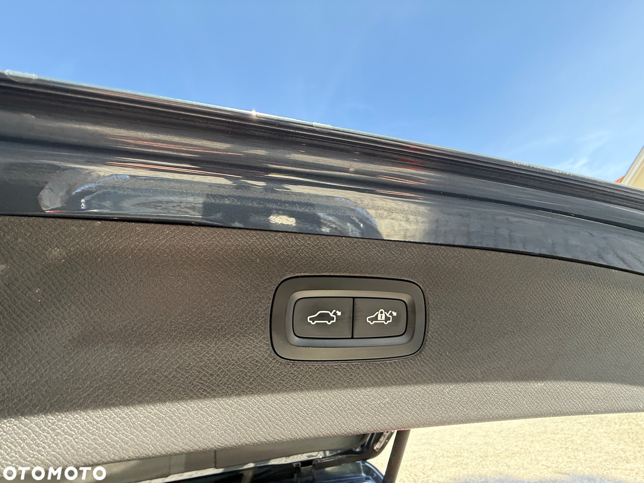 Volvo XC 90 - 21