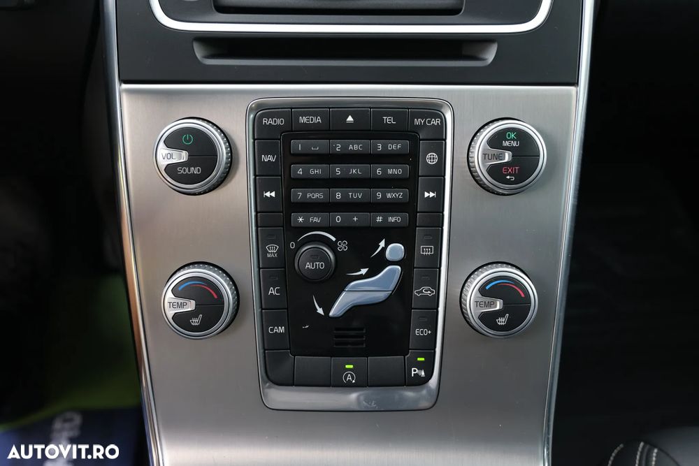 Volvo V60 D2 Basic - 28