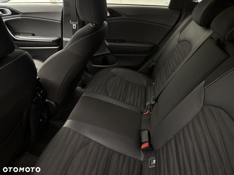 Kia Ceed 1.5 T-GDI GT-Line DCT - 21