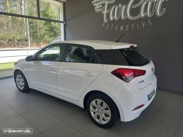 Hyundai i20 1.1 CRDi Blue Access+Bluetooth - 3