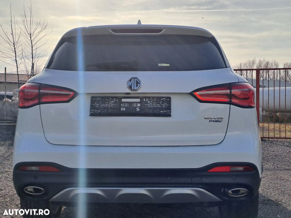 MG EHS PHEV Luxury - 5