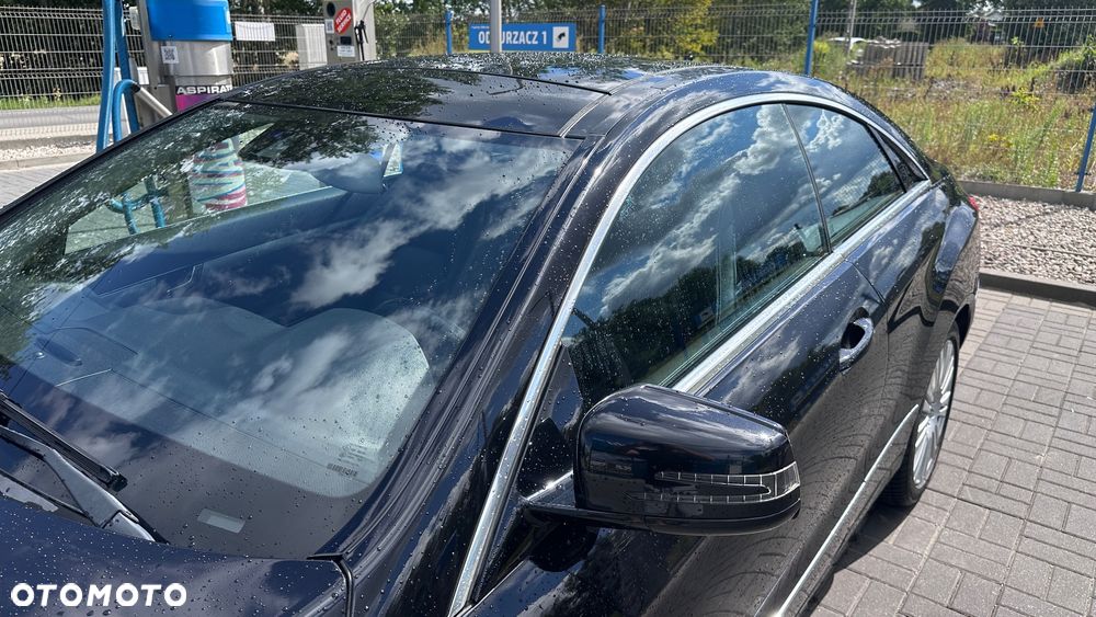 Mercedes-Benz Klasa E 350 CGI BlueEFFICIENCY 7G-TRONIC Avantgarde - 16