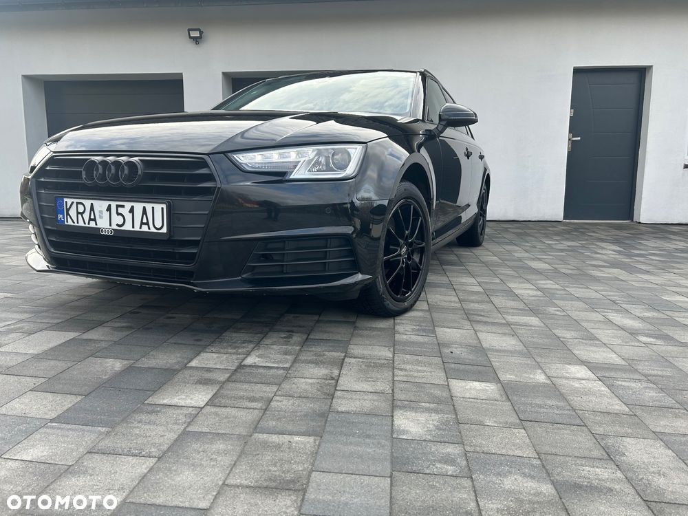 Audi A4 Avant 35 TDI S tronic - 34