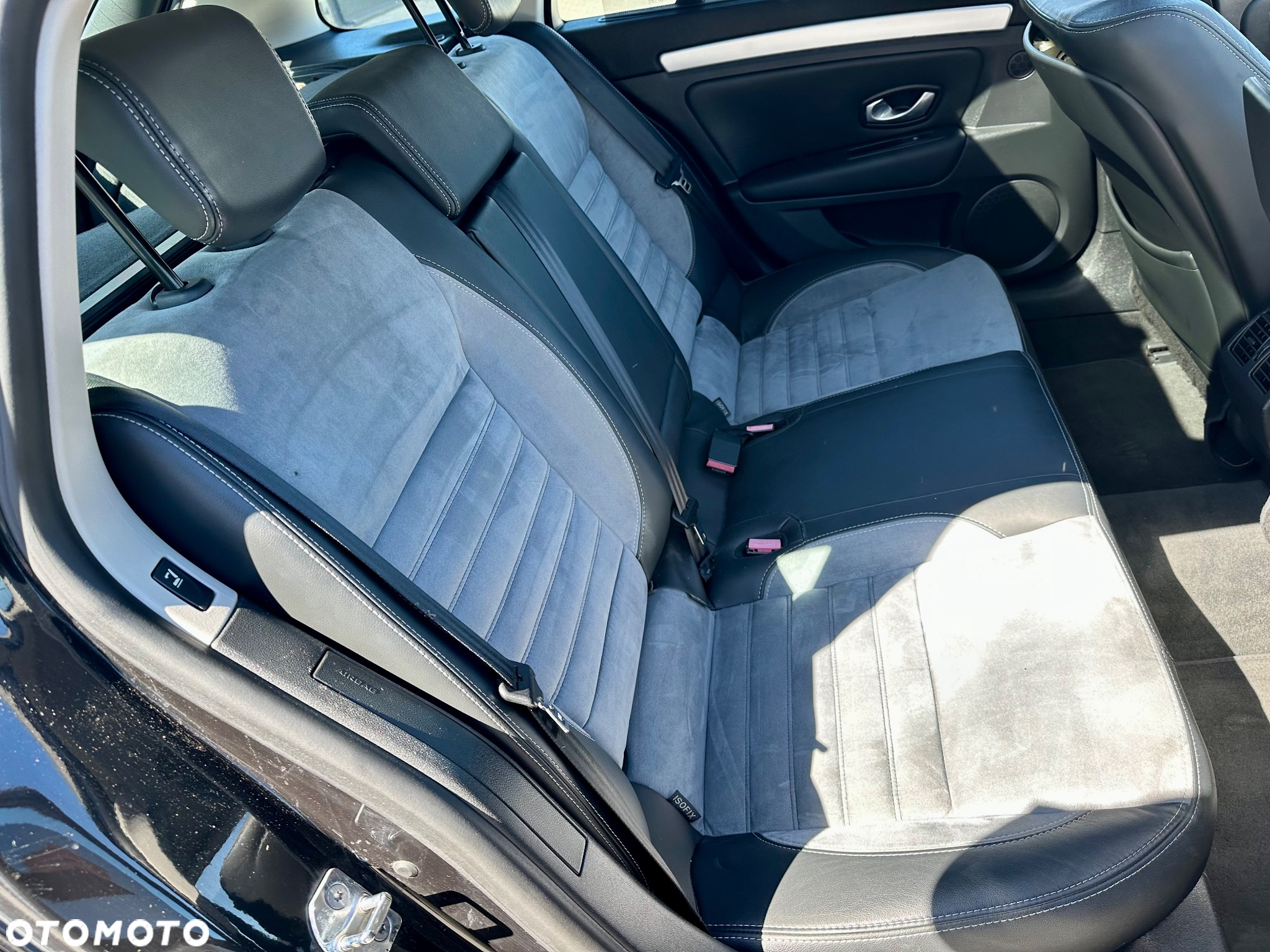 Renault Laguna Grandtour 2.0 dCi FAP GT - 25