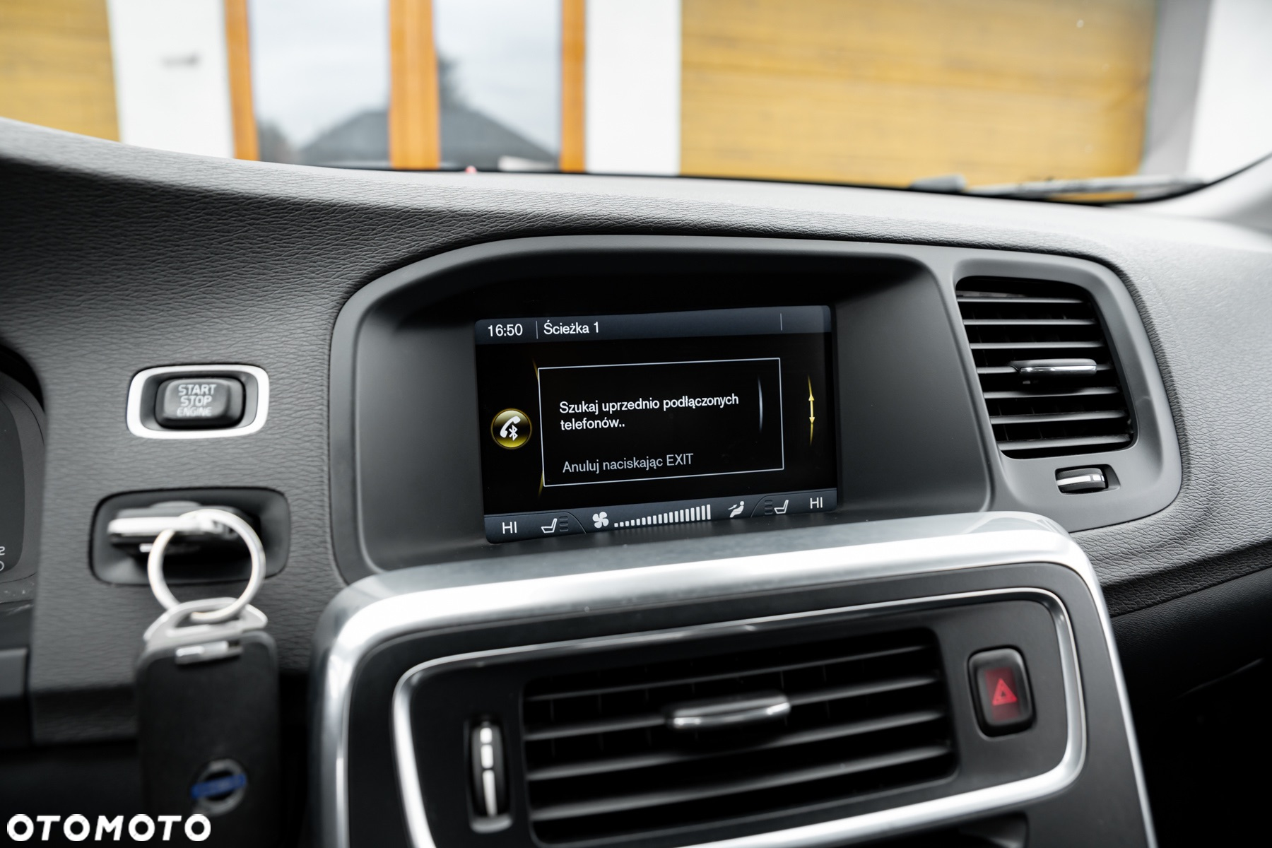 Volvo V60 D5 AWD - 32