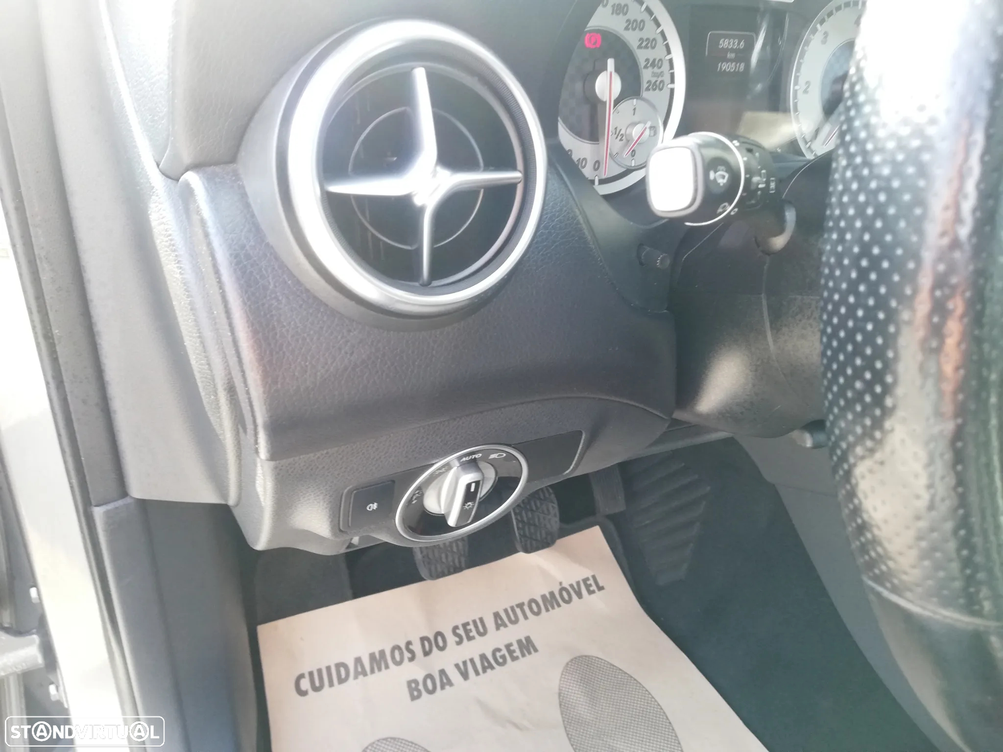 Mercedes-Benz A 180 CDI (BlueEFFICIENCY) Urban - 15