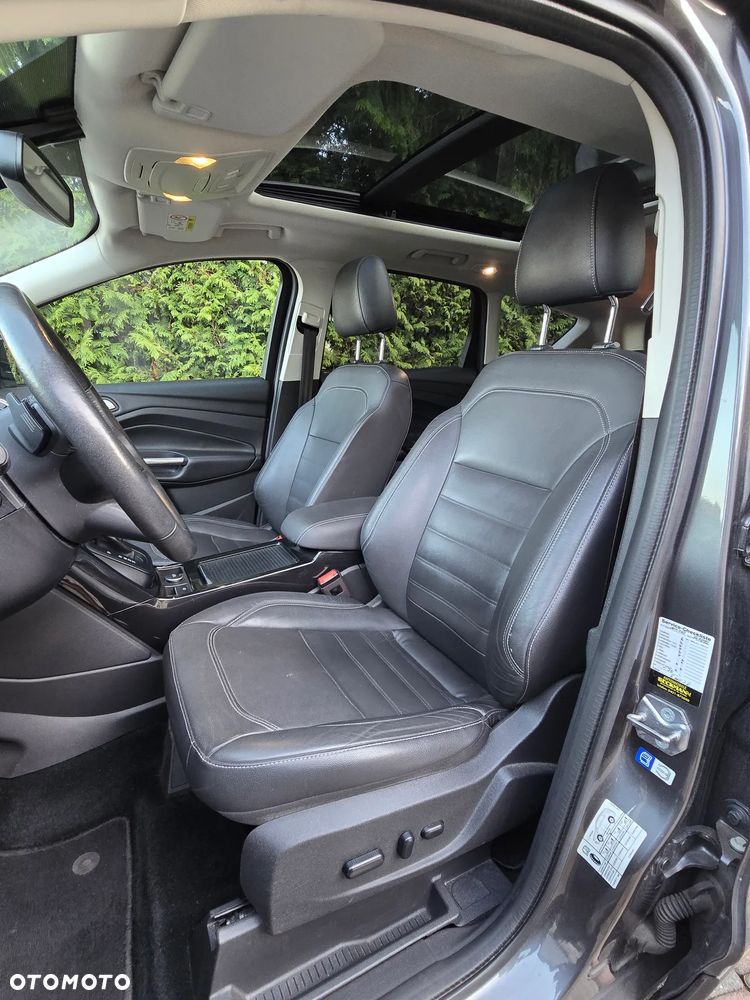 Ford Kuga 2.0 TDCi 4x4 Titanium - 11