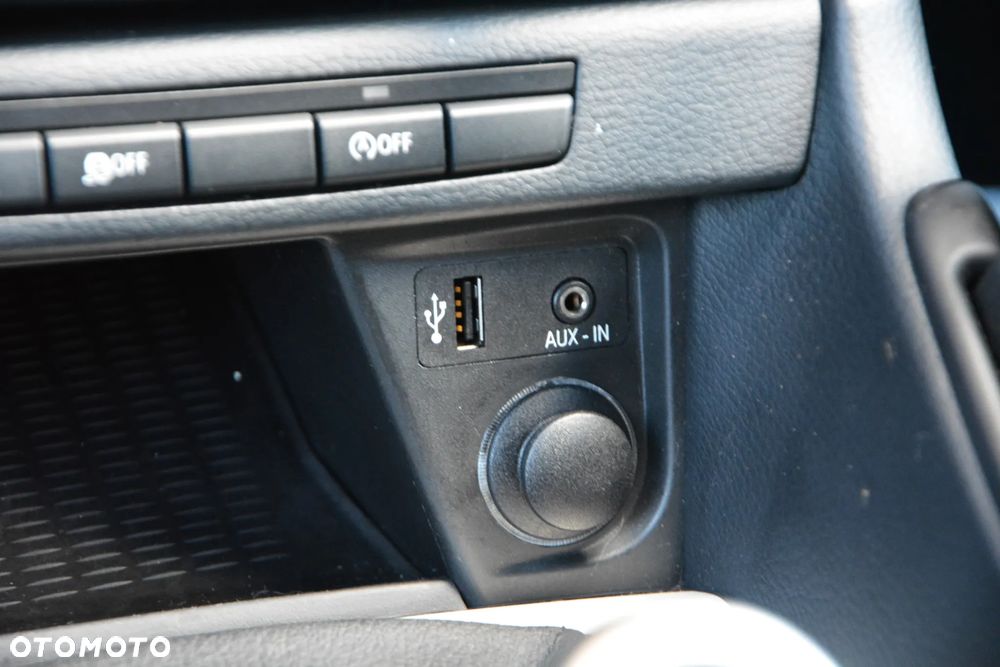 BMW X1 sDrive18d xLine - 34