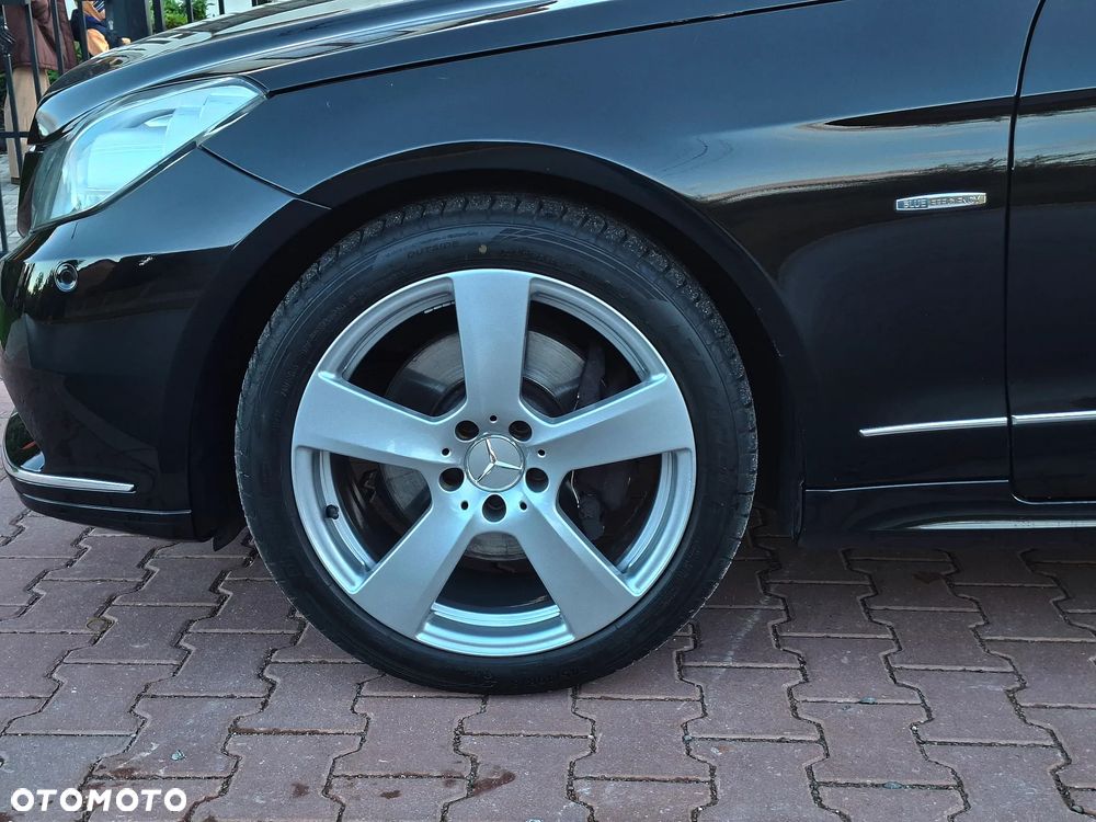 Mercedes-Benz Klasa E 350 CGI BlueEff - 38