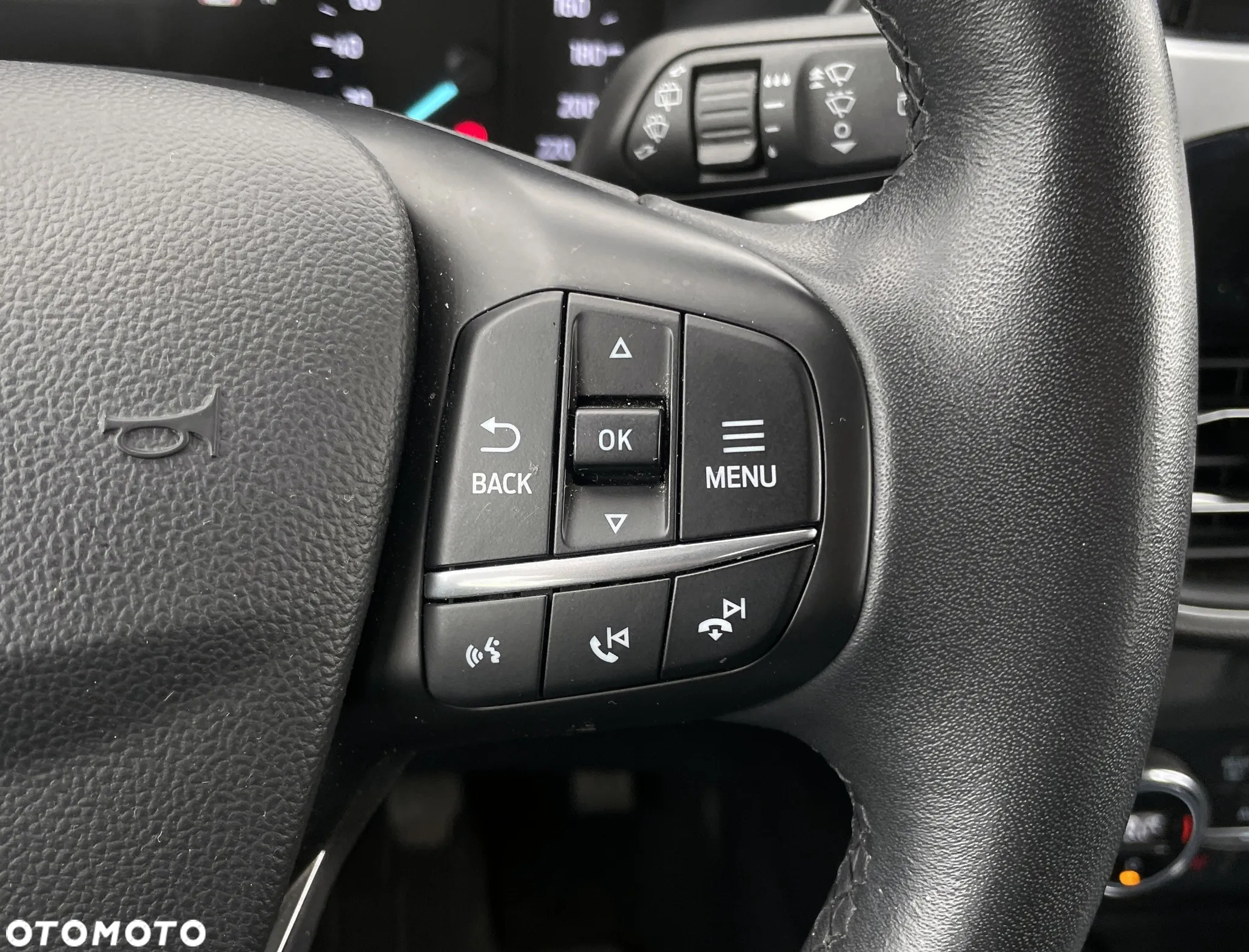 Ford Kuga 1.5 EcoBoost FWD Trend - 15