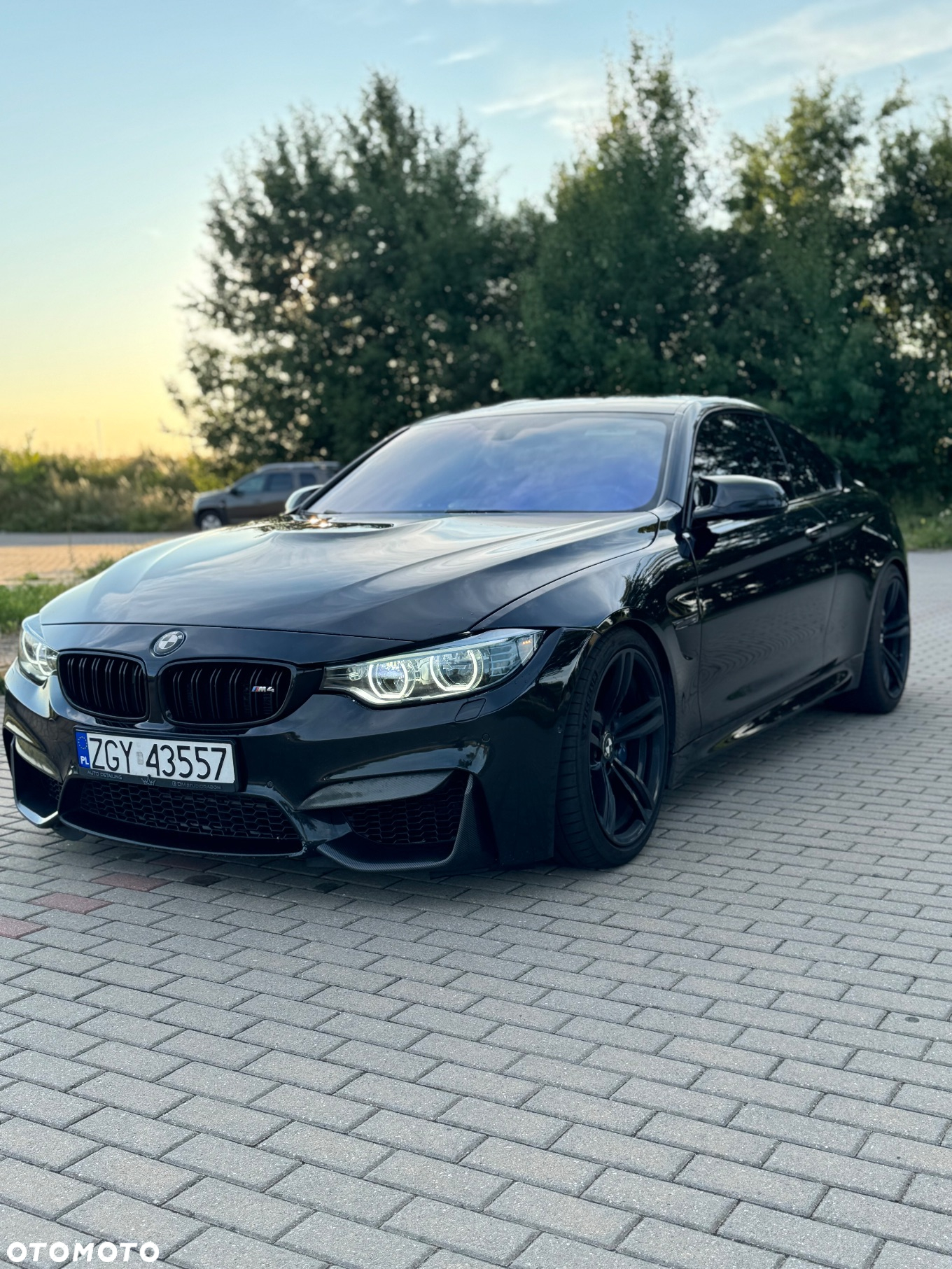 BMW M4 Coupe DKG - 36
