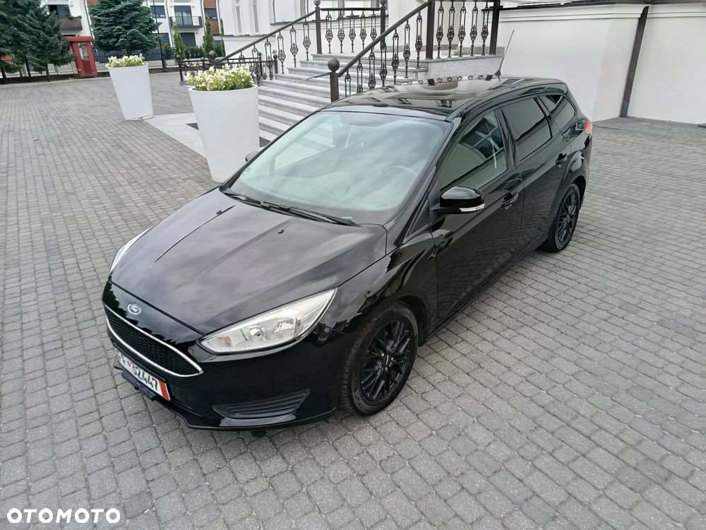 Ford Focus 1.0 EcoBoost Trend - 16