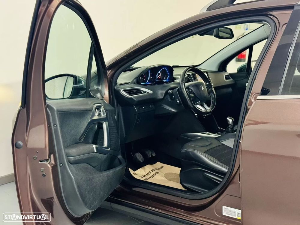 Peugeot 2008 1.6 e-HDi Allure - 21