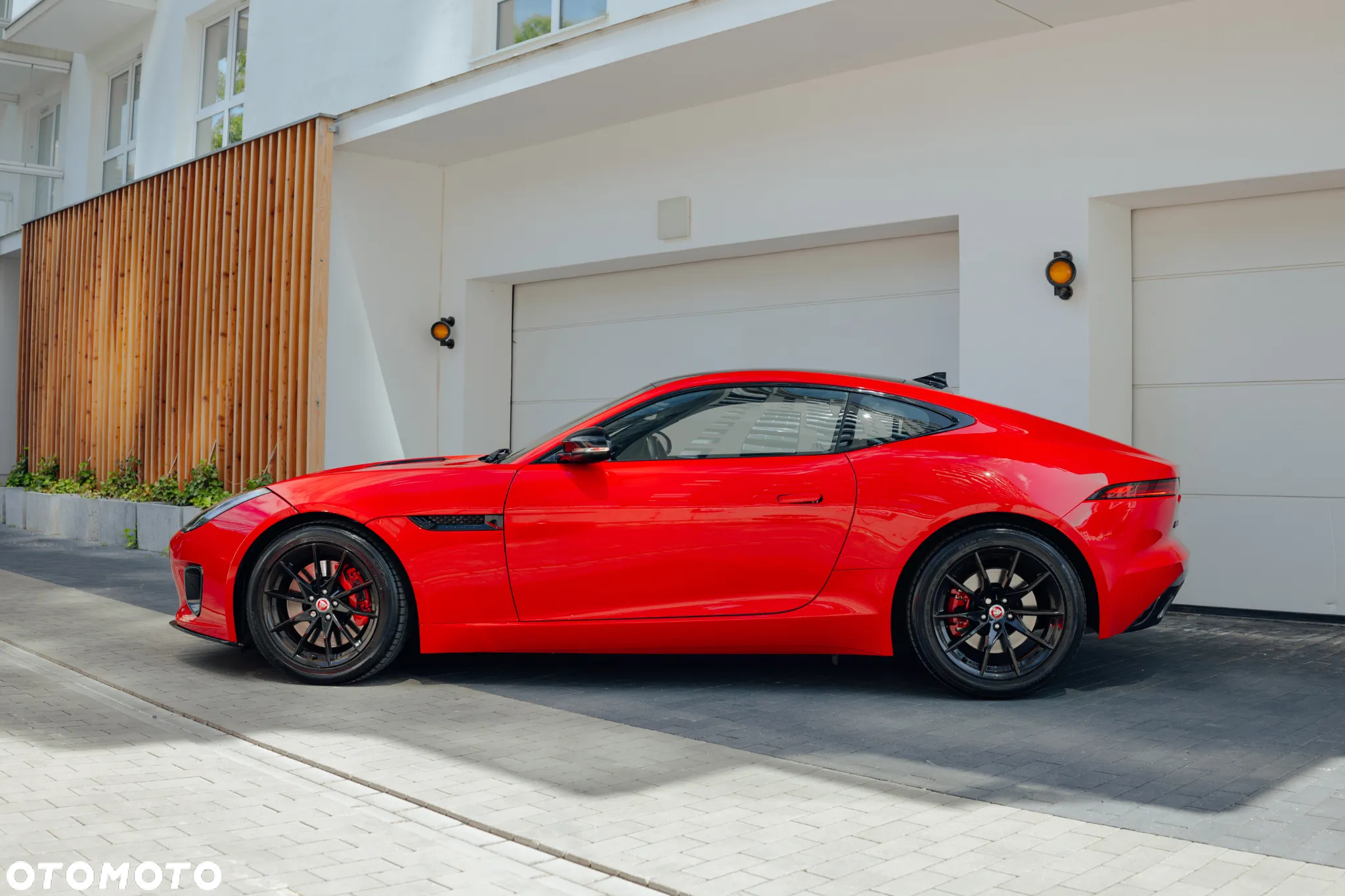 Jaguar F-Type Coupe 2.0 Chequered Flag - 7