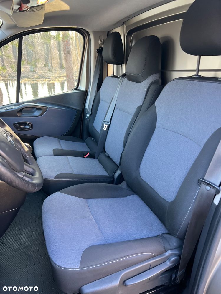 Opel Vivaro - 14