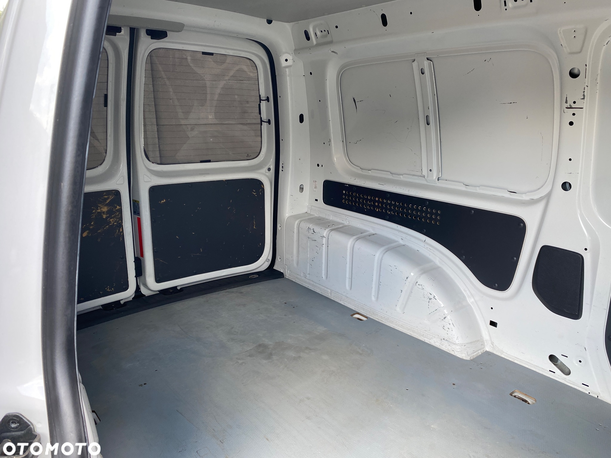 Volkswagen CADDY - 23