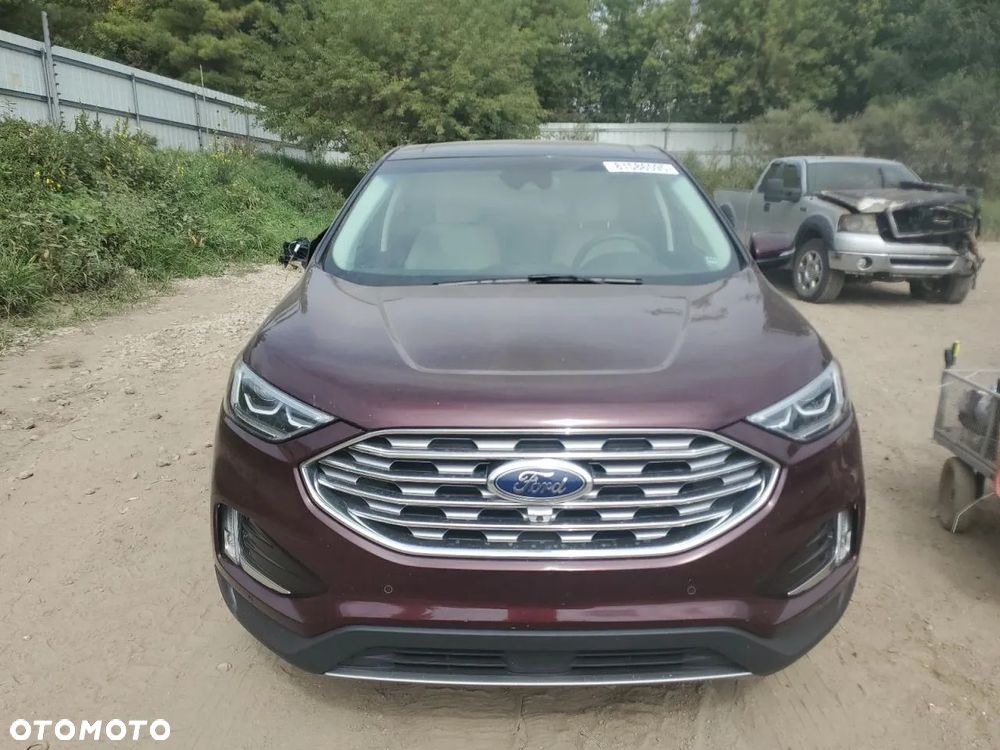 Ford Edge - 5