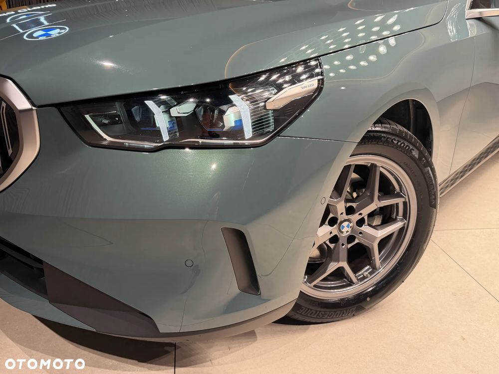 BMW Seria 5 520d mHEV - 4