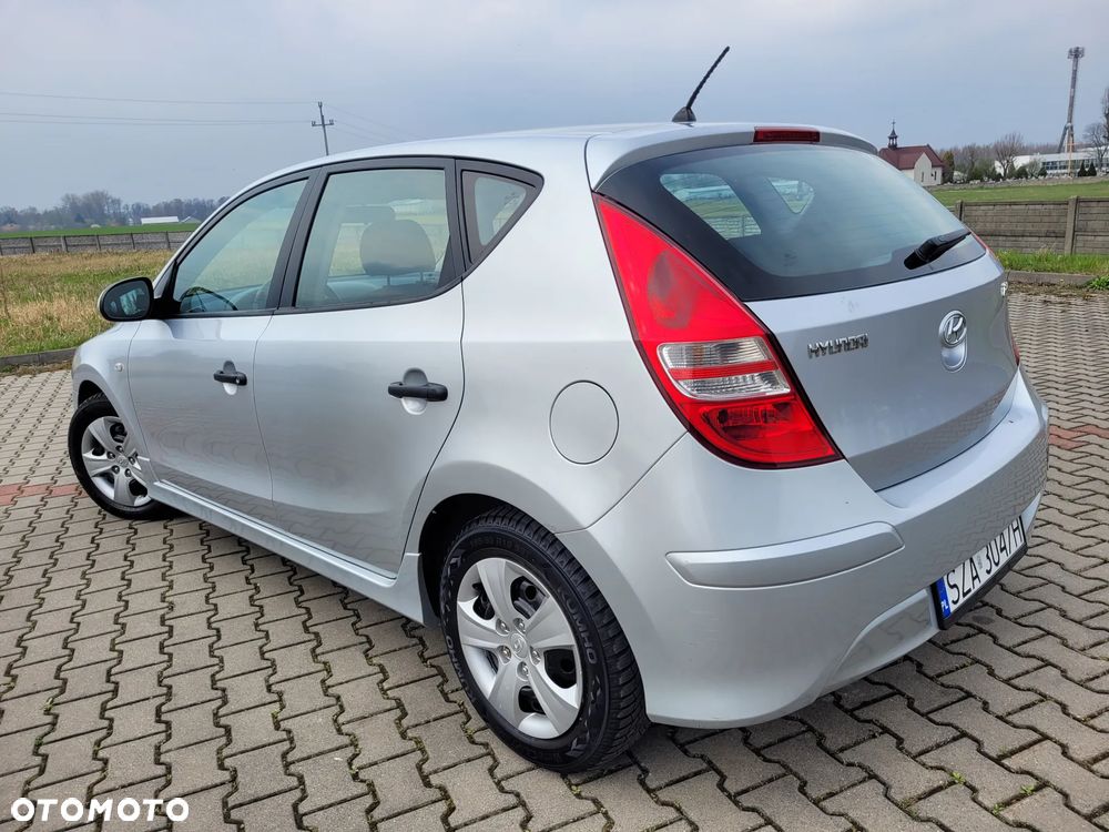 Hyundai i30 1.4 Blue Comfort - 40