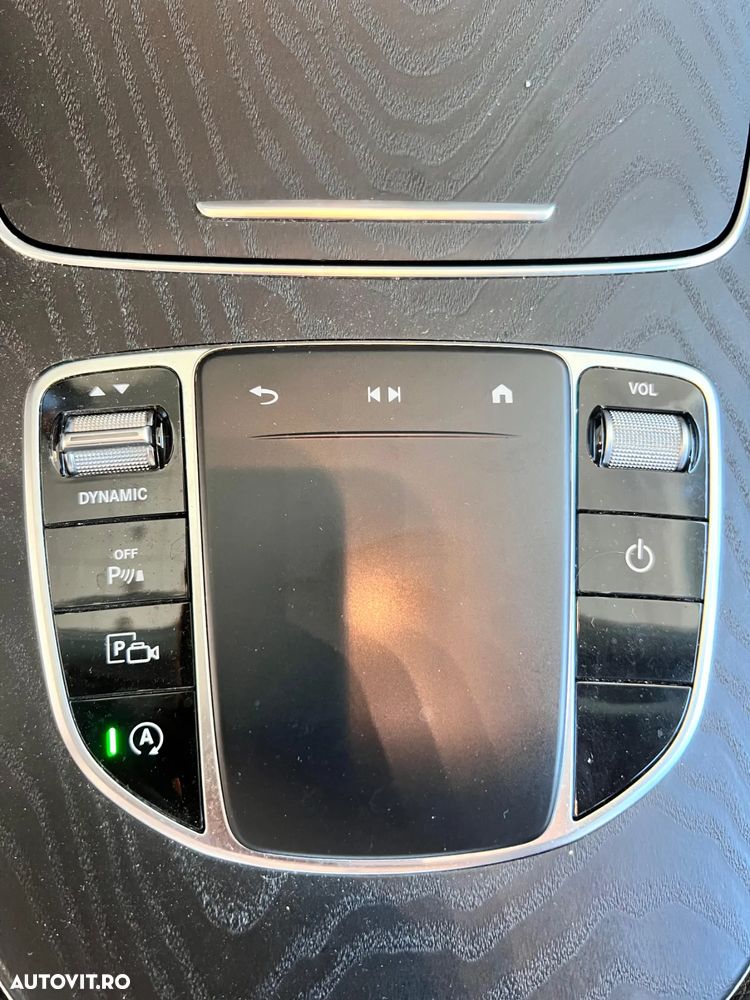 Mercedes-Benz E - 21