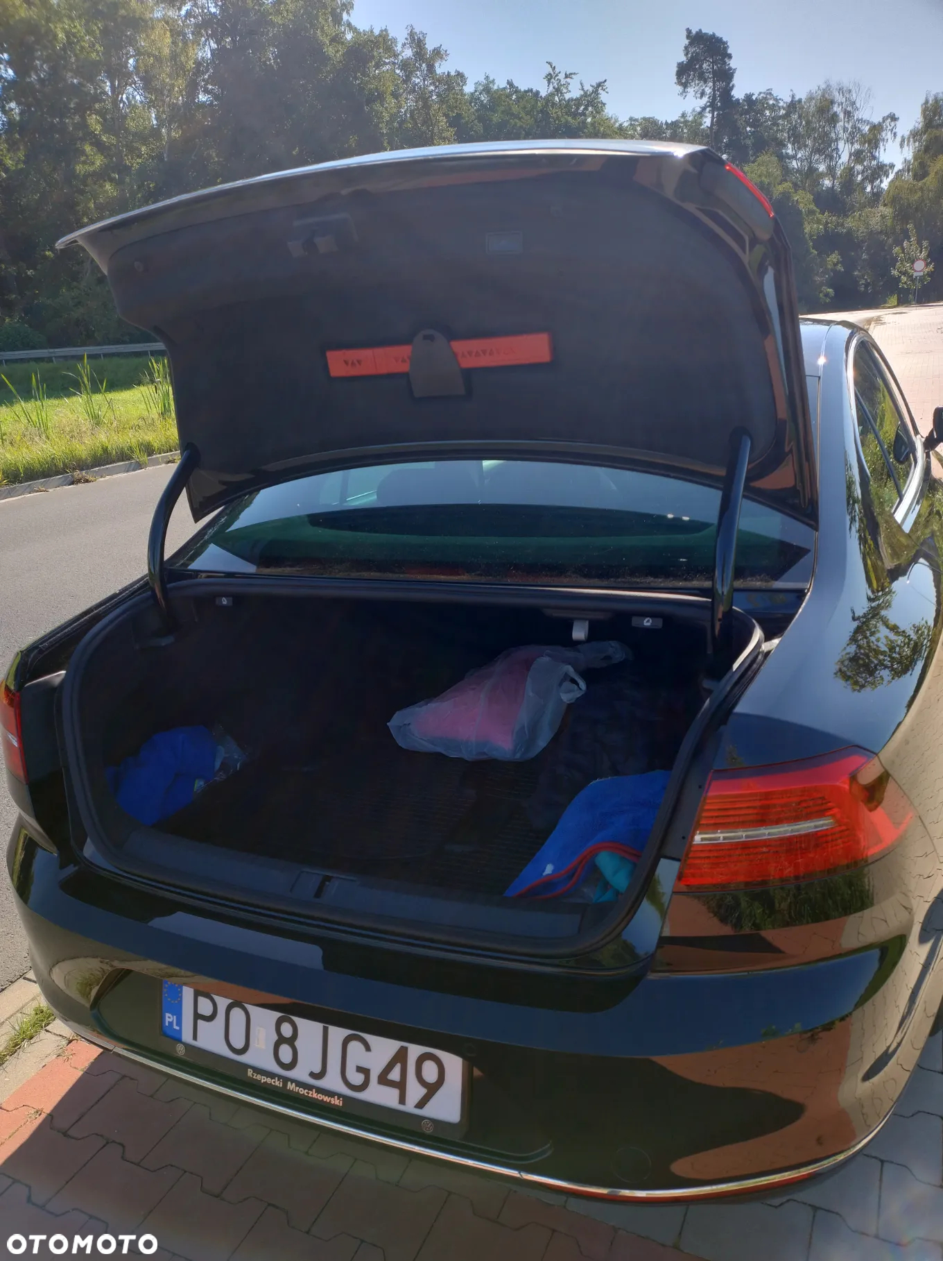 Volkswagen Passat - 9
