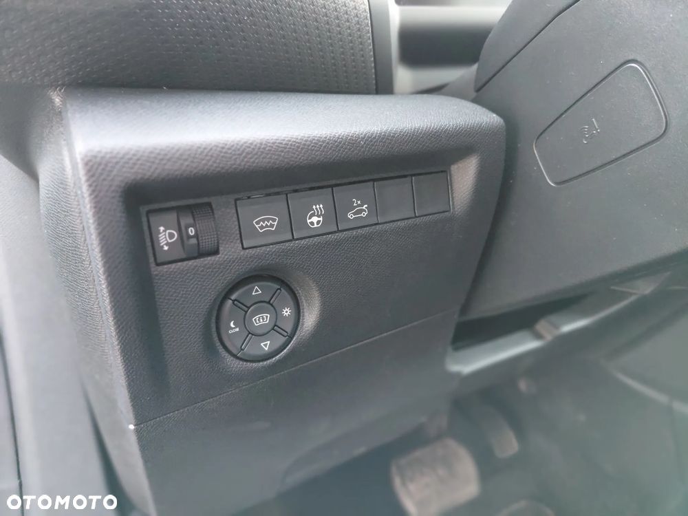 Citroën C4X 1.2 mHEV Max eDCT6 - 10