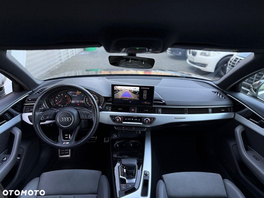 Audi A4 Limousine - 21