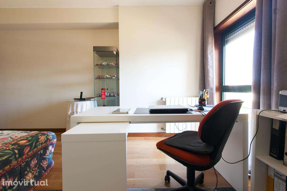 Quarto - localizado em Ramalde Porto - Grande imagem: 5/30