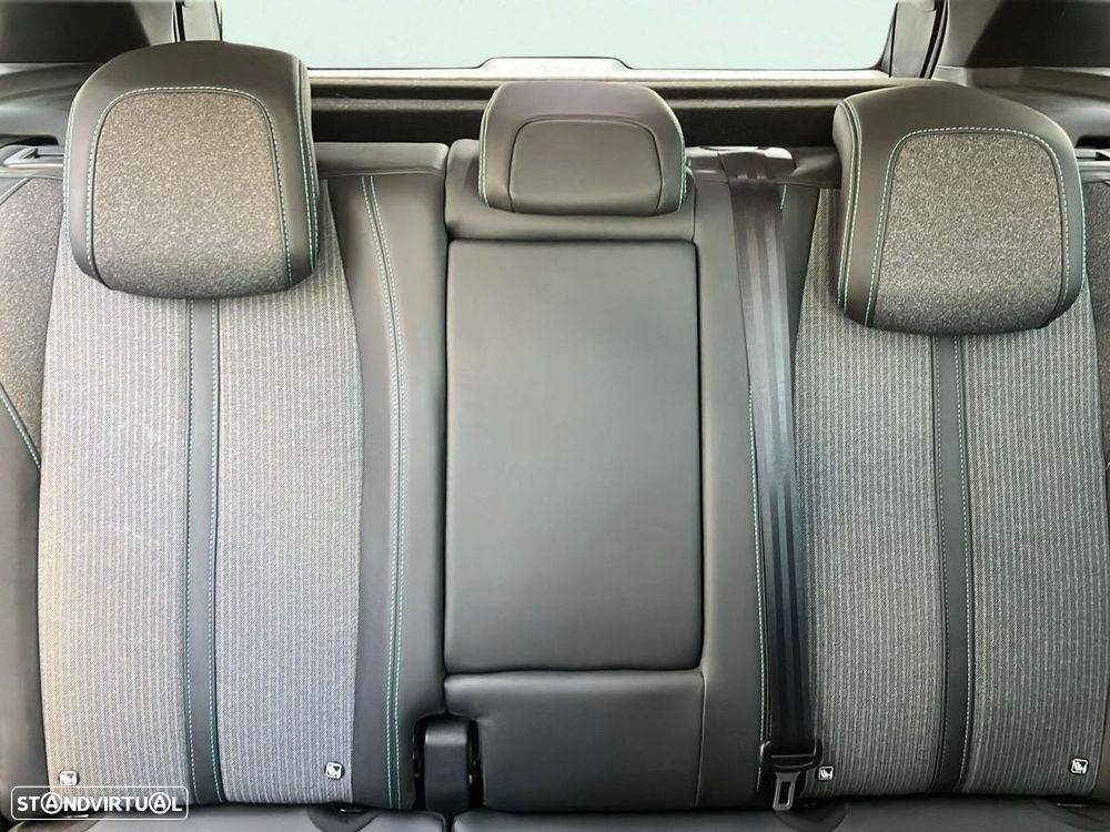Peugeot 3008 1.5 BlueHDi Allure Pack EAT8 - 18