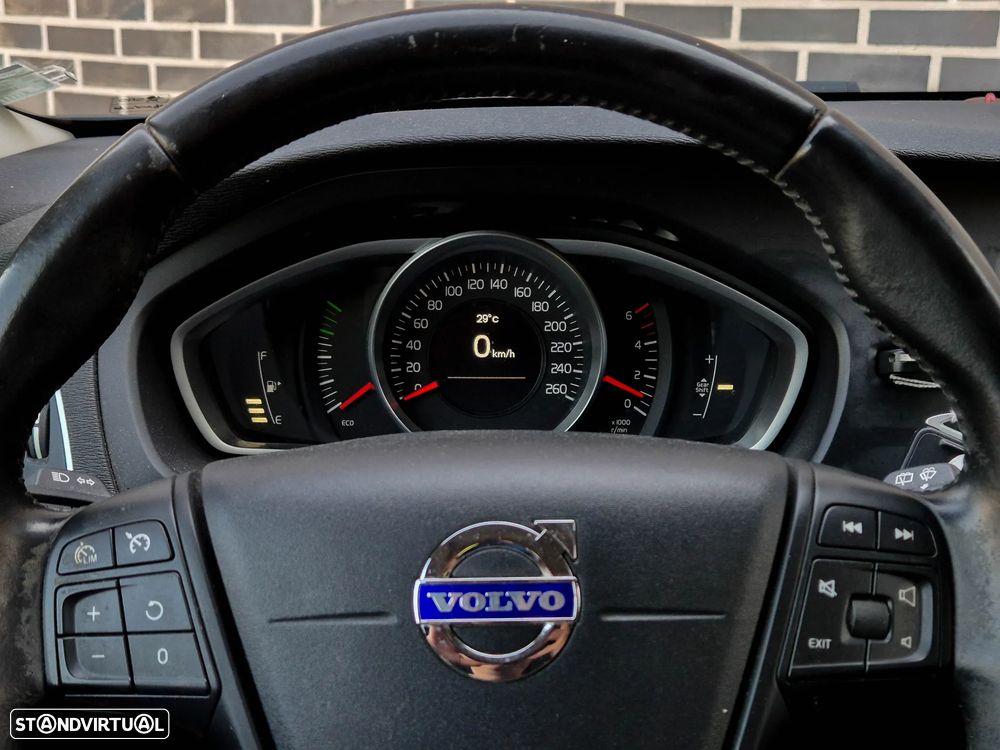Volvo V40 2.0 D2 Kinetic - 9