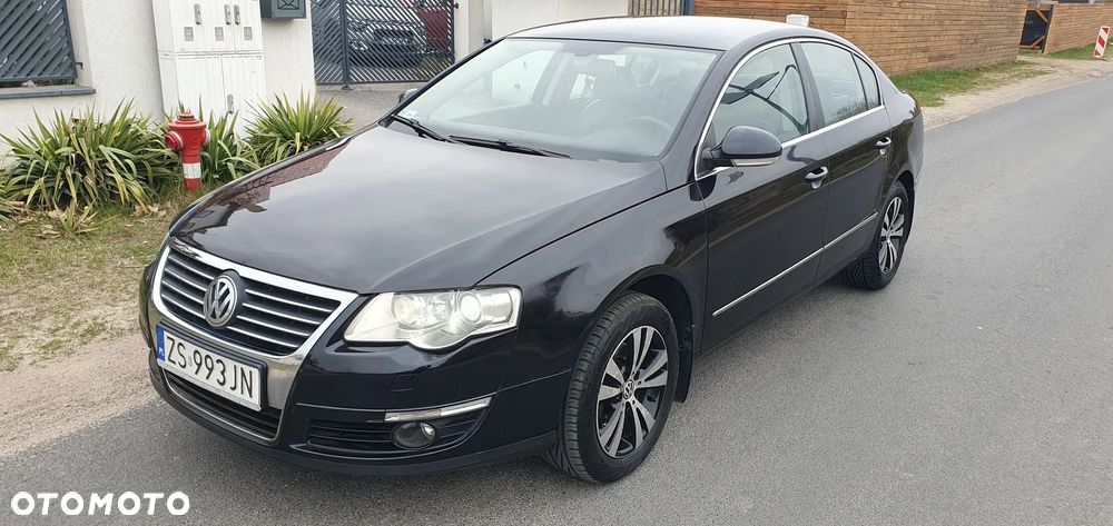 Volkswagen Passat 2.0 TDI DPF Sportline - 1