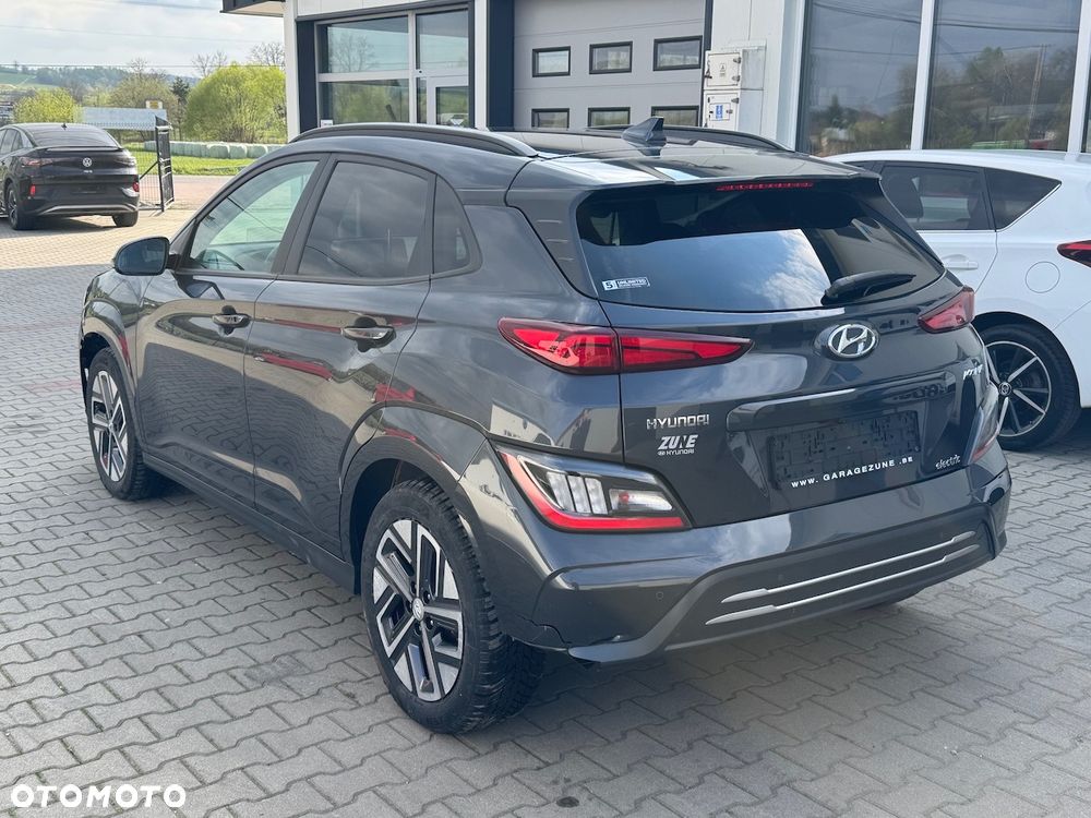 Hyundai Kona Premium - 3
