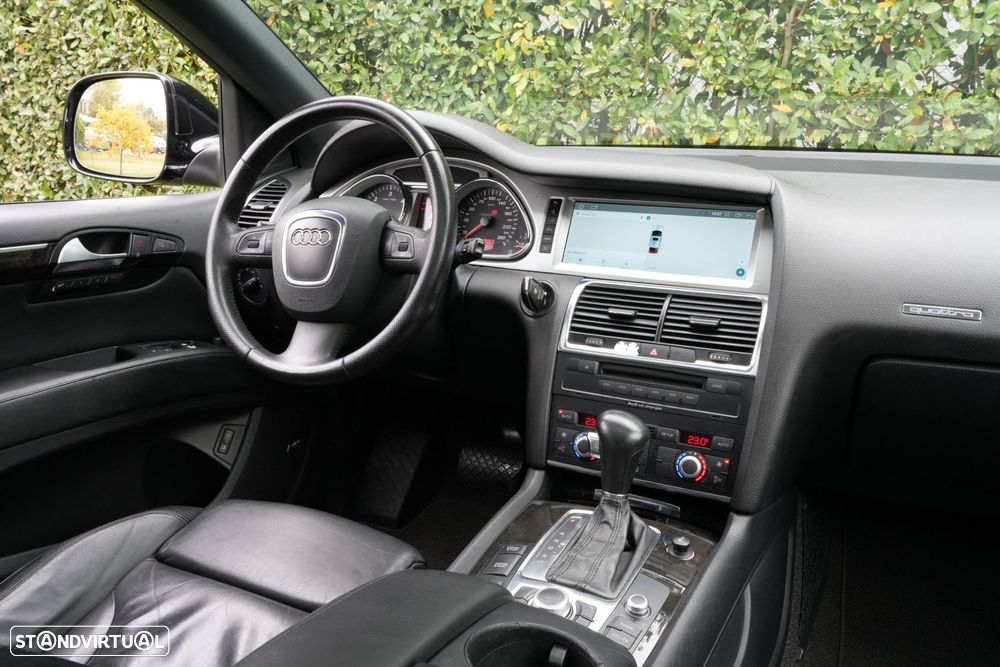 Audi Q7 3.0 TDi Tiptronic - 26